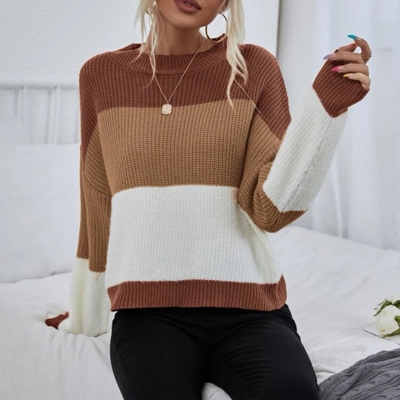 Color Block Sweater - Picture 7 of 10